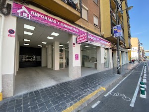 Foto de ubicación de BAÑOS Y COCINAS HERMANOS PACHECO S.L.